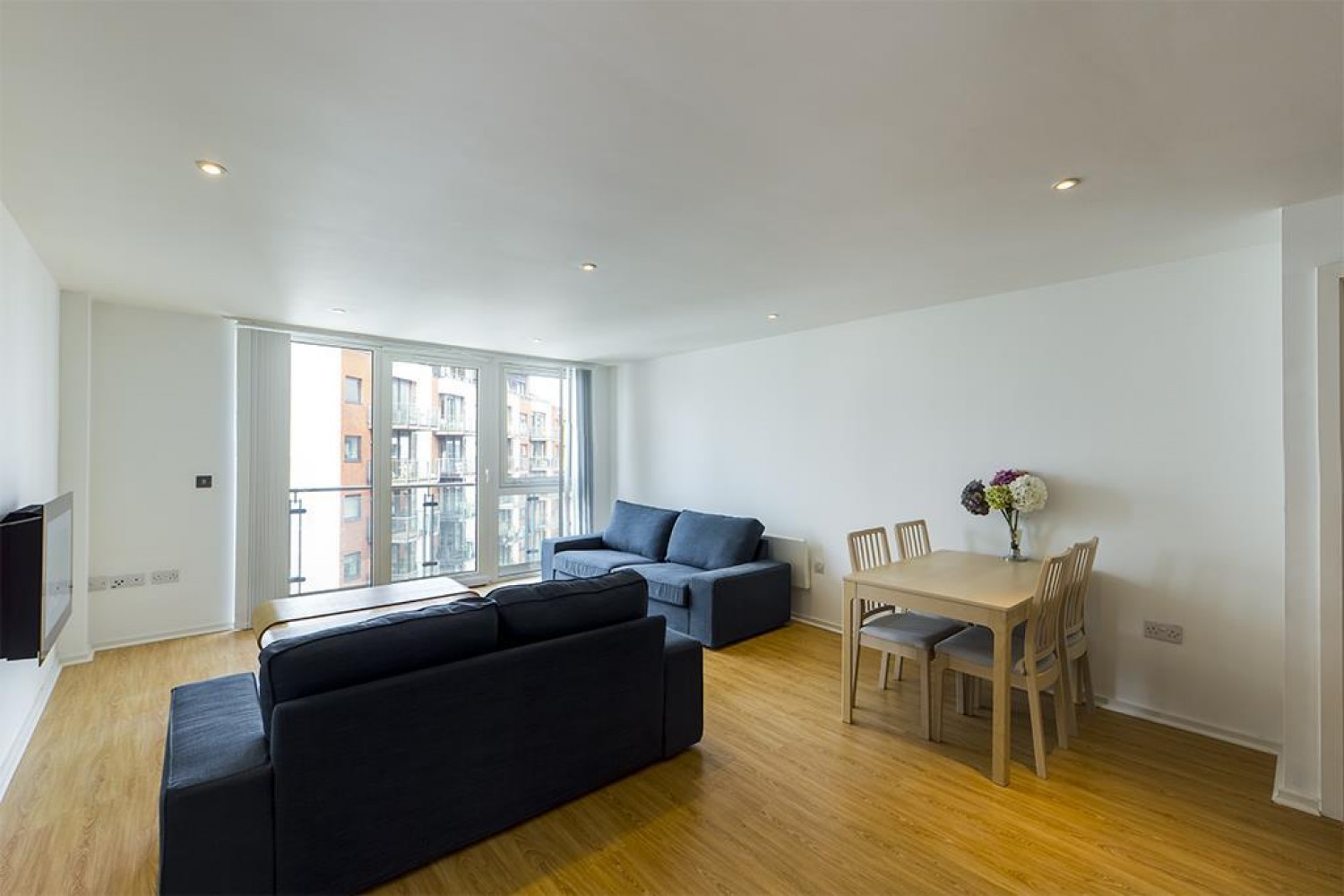 Sundowner, Channel Way, Hampshire, Southampton, SO14 3TB