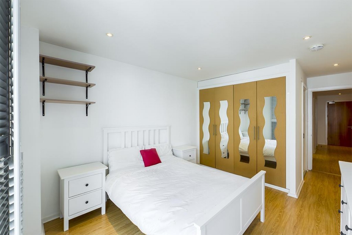 Sundowner, Channel Way, Hampshire, Southampton, SO14 3TB