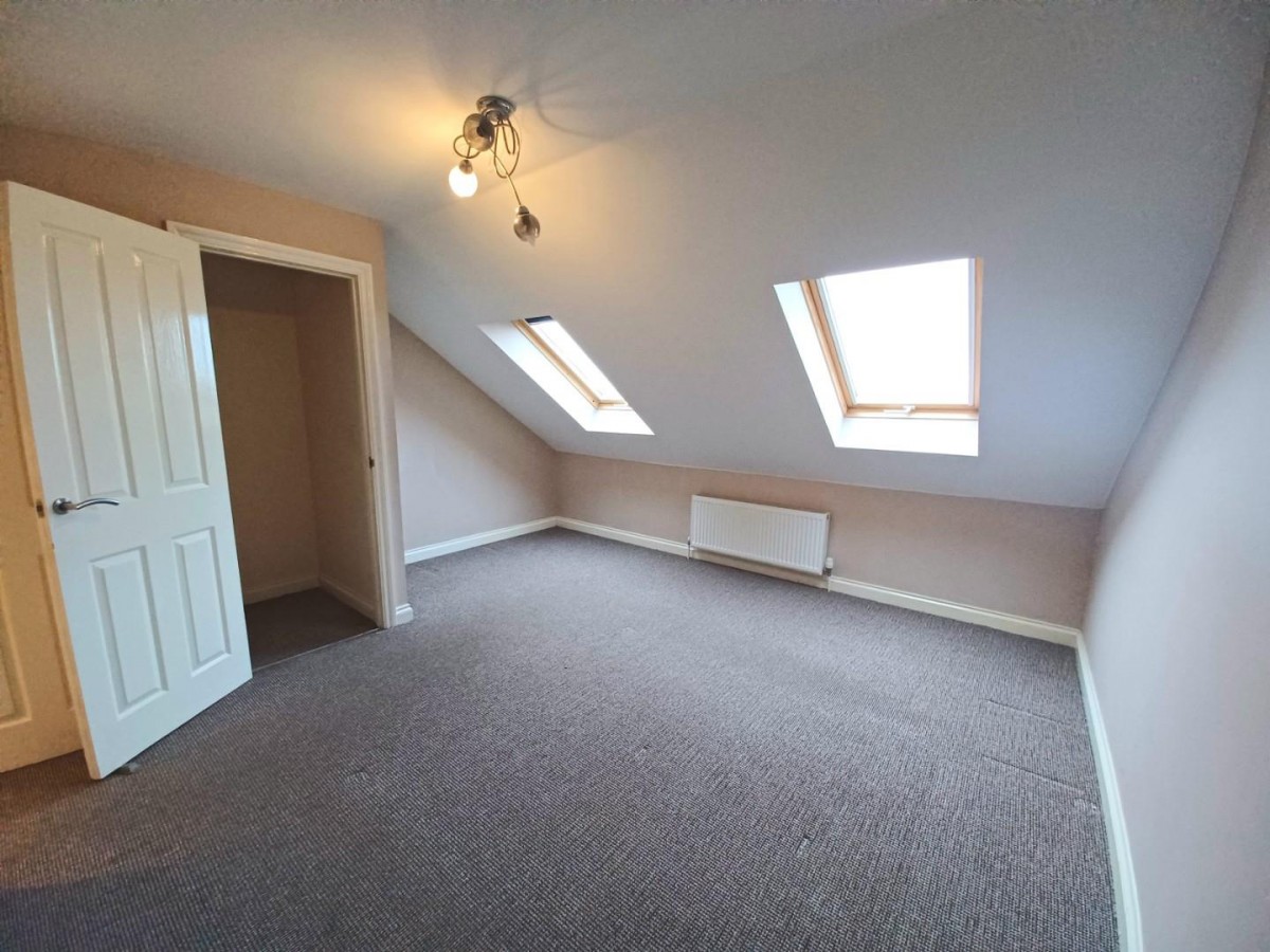 Woodfield Road, Dursley