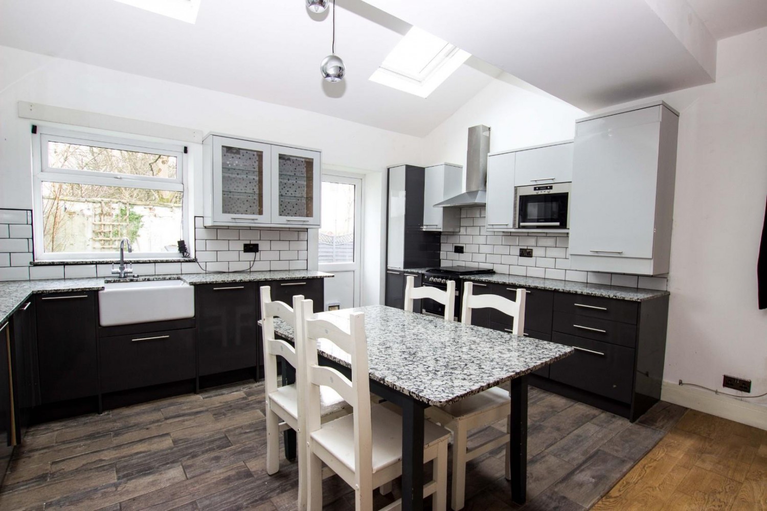 Knowlesly Road, Darwen, BB3 2NE