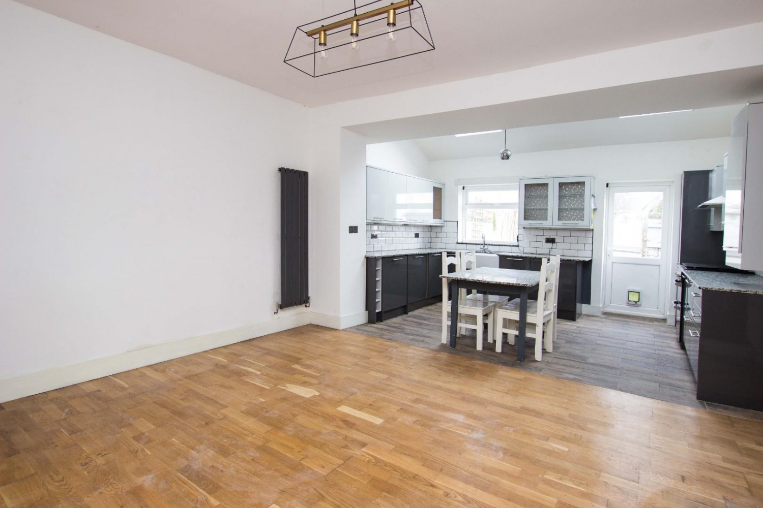 Knowlesly Road, Darwen, BB3 2NE