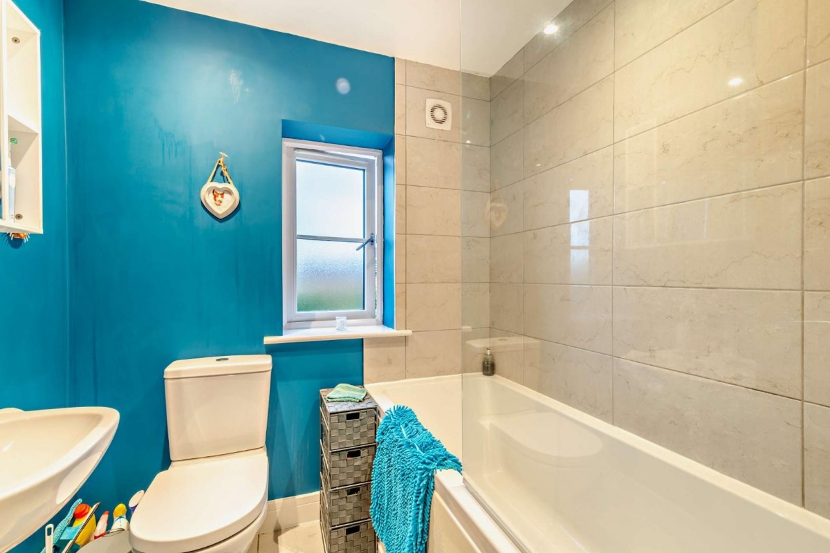 Manor Road, Knaresborough, HG5 0BN