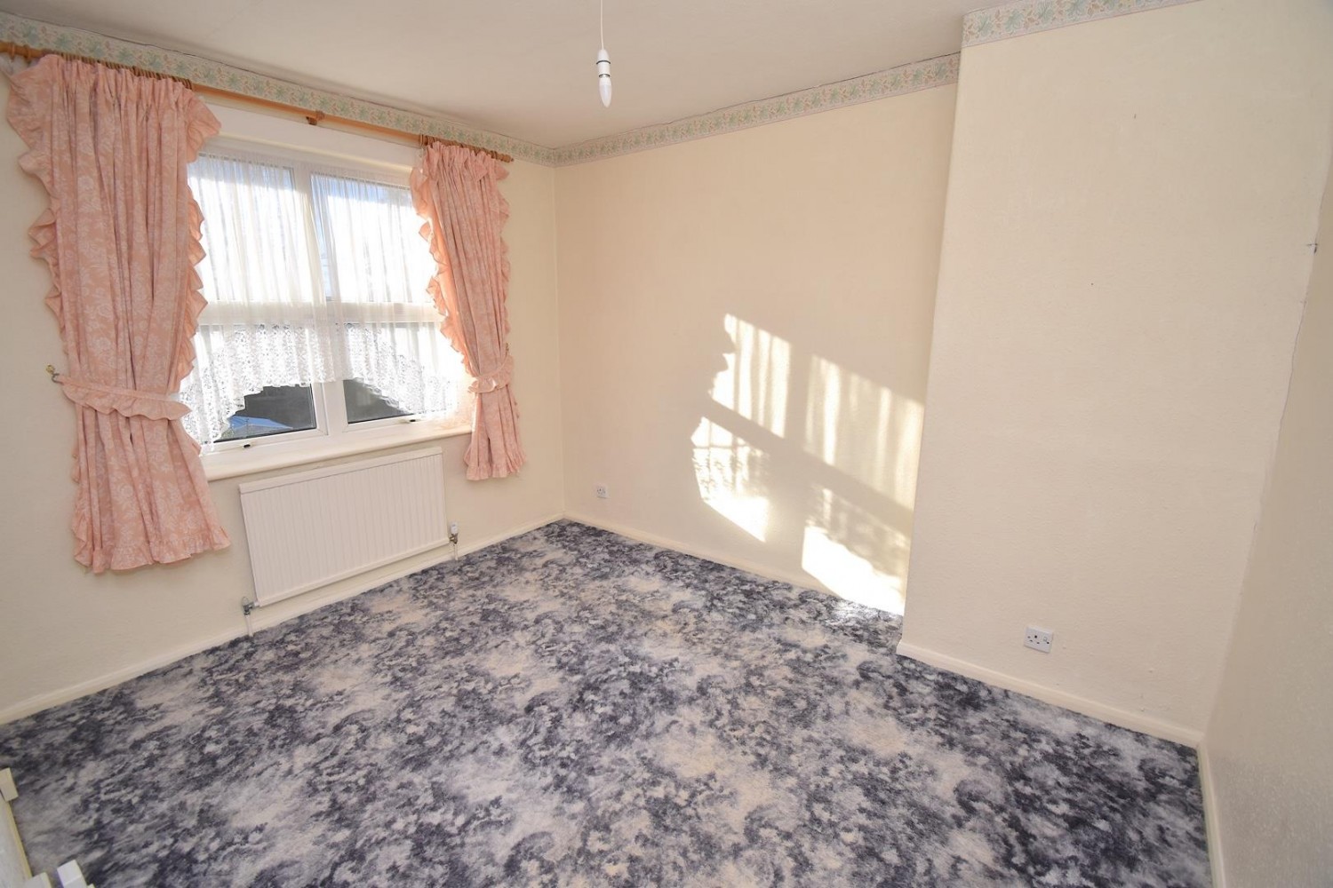 North Street, Oldland Common, Bristol, BS30 8TU.