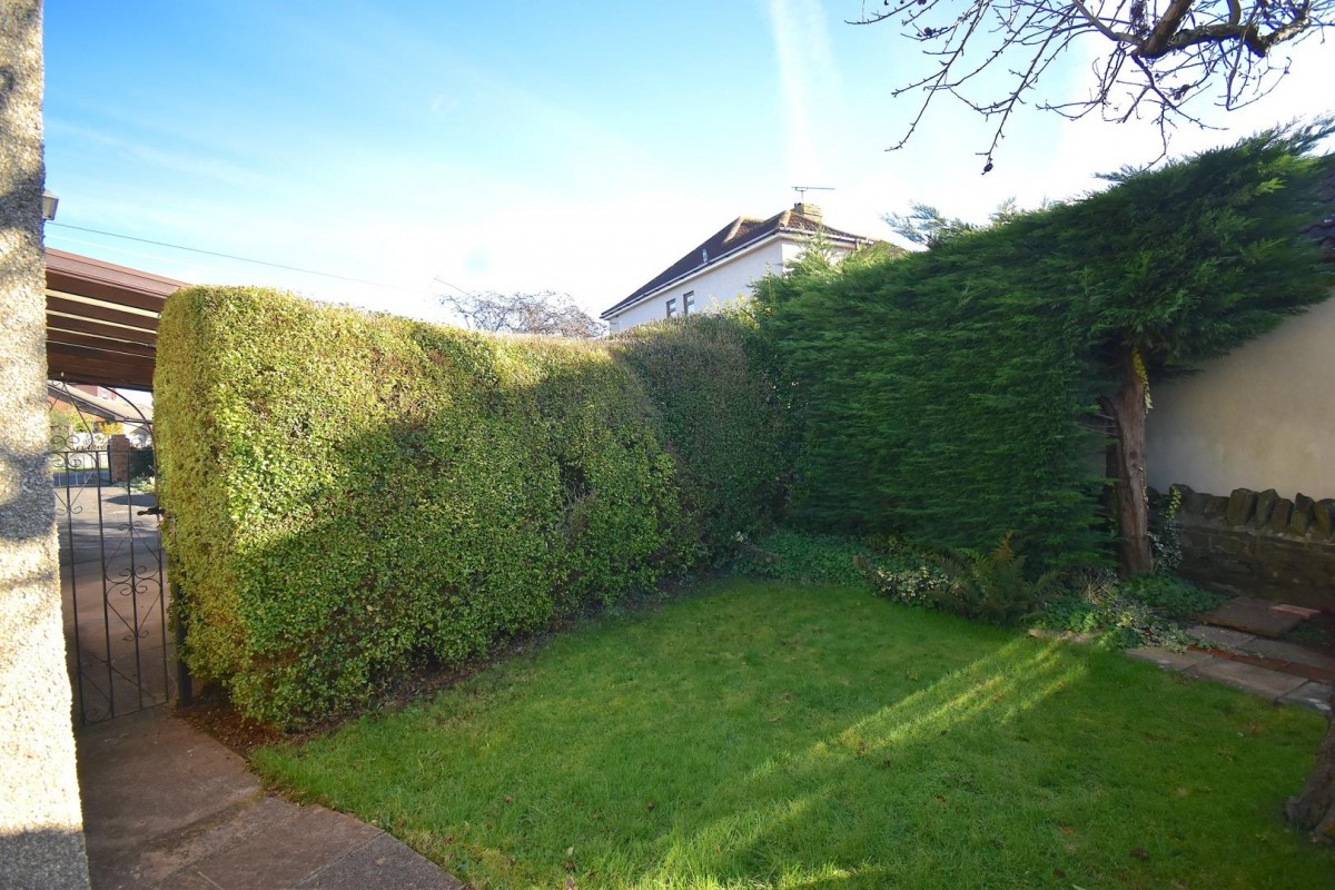 North Street, Oldland Common, Bristol, BS30 8TU.