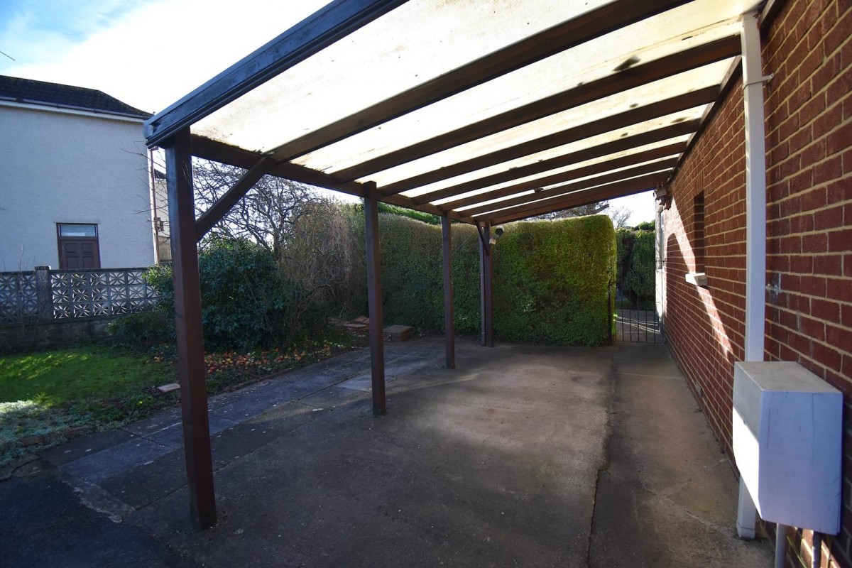 North Street, Oldland Common, Bristol, BS30 8TU.