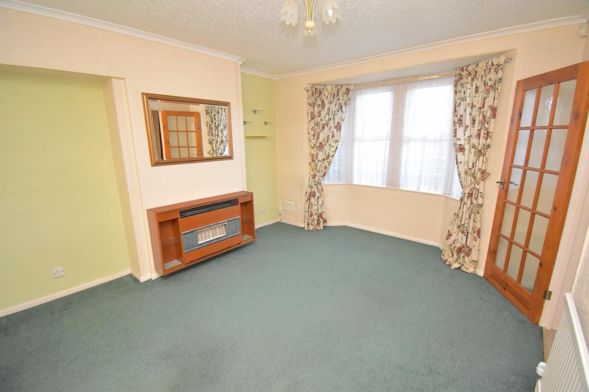 North Street, Oldland Common, Bristol, BS30 8TU.