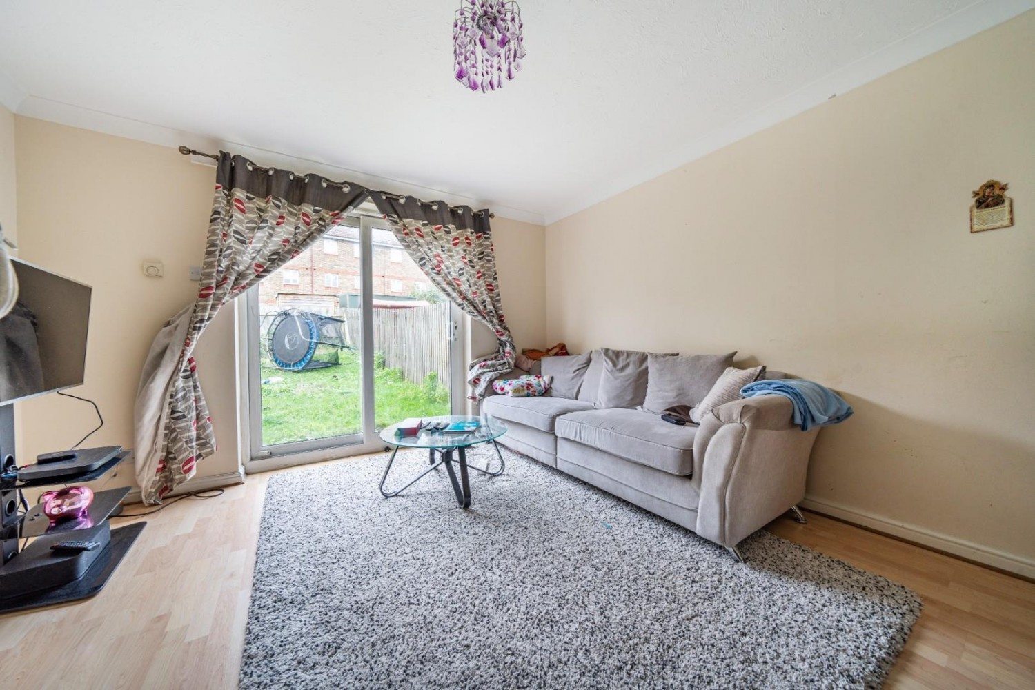 St. Georges Close, Thamesmead