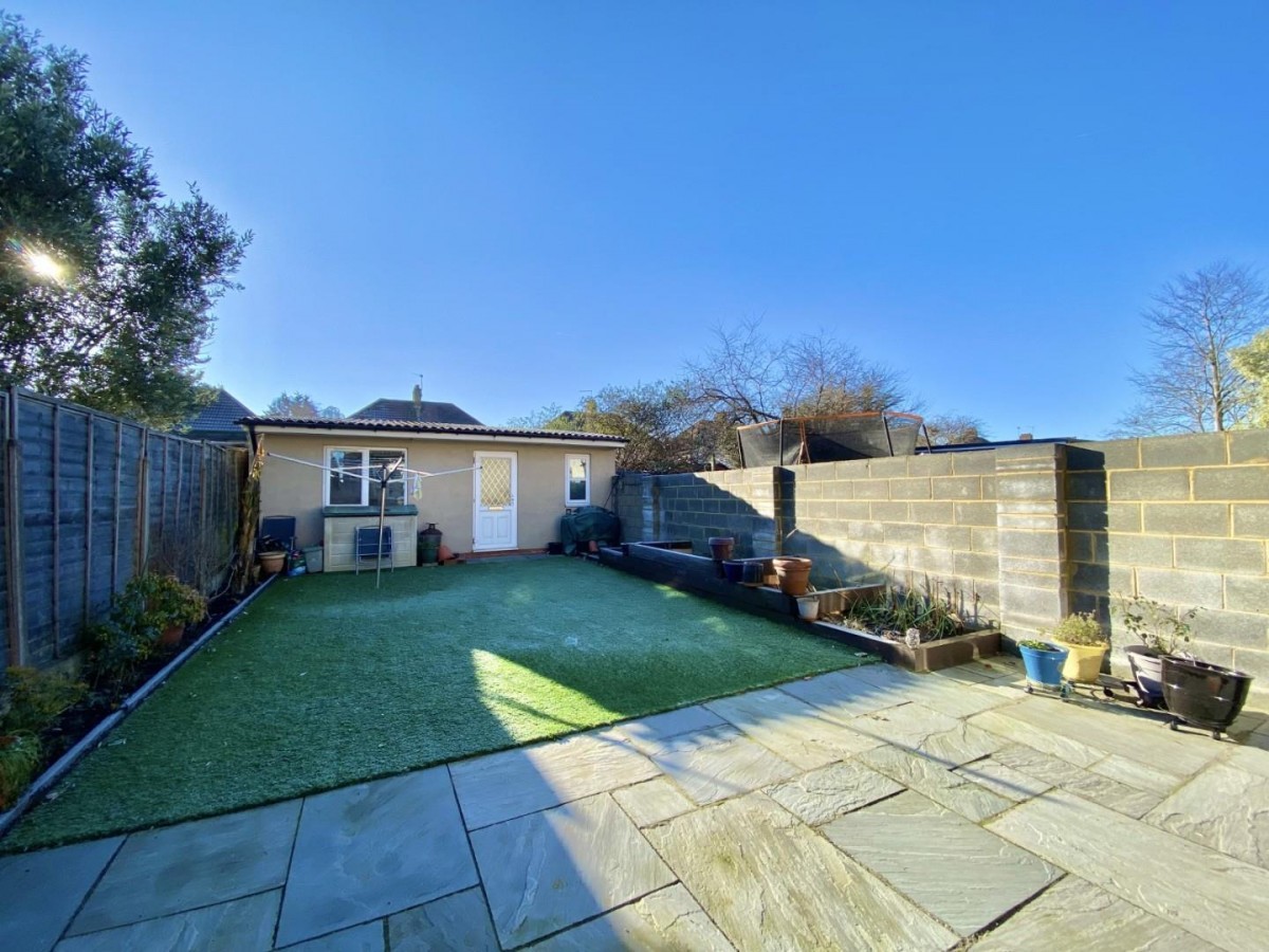 Hanover Circle, Hayes