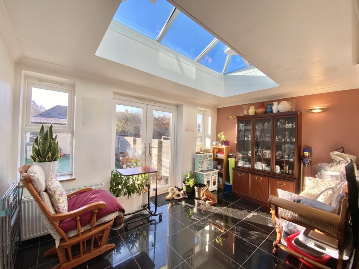 Hanover Circle, Hayes