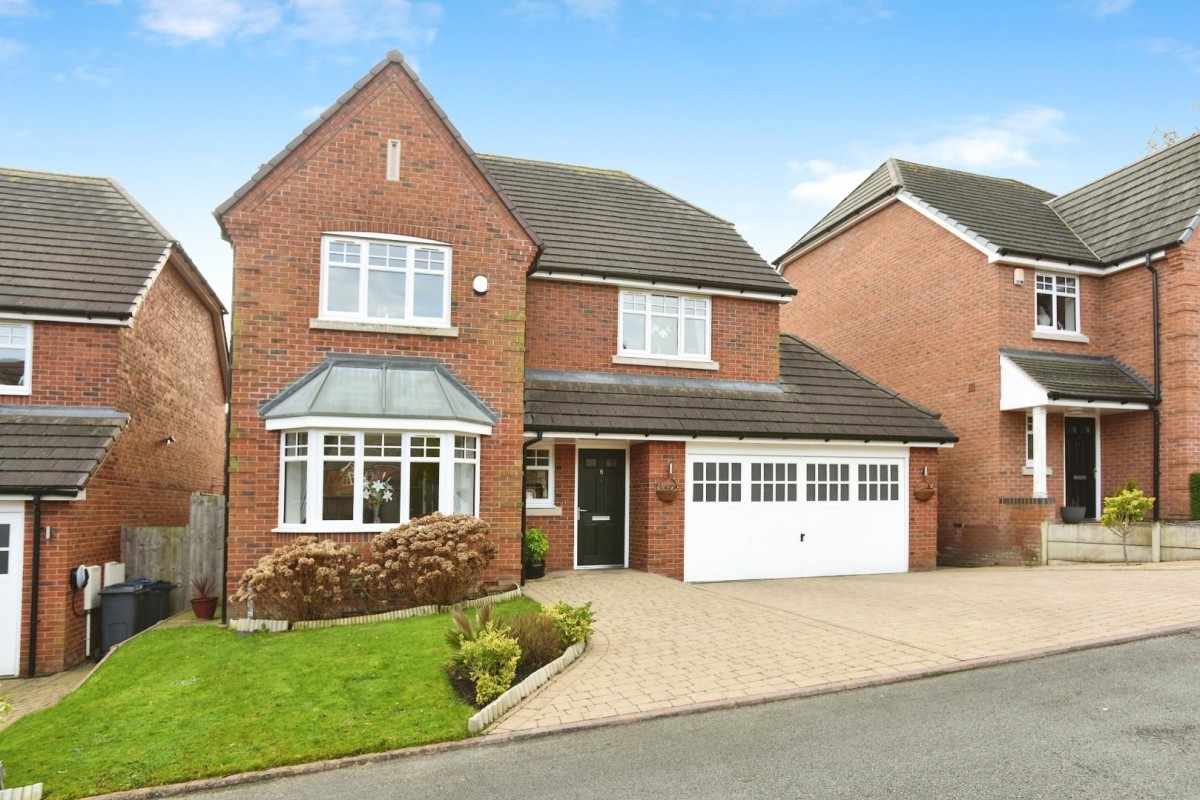 New Hall Grange Close, Sutton Coldfield | Hunters Estate Agents ...