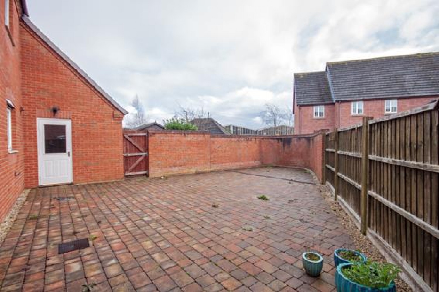 Silverdale Drive, Burntwood, WS7 3UY