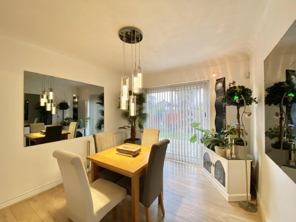Precinct Road, Hayes, UB3 3AG