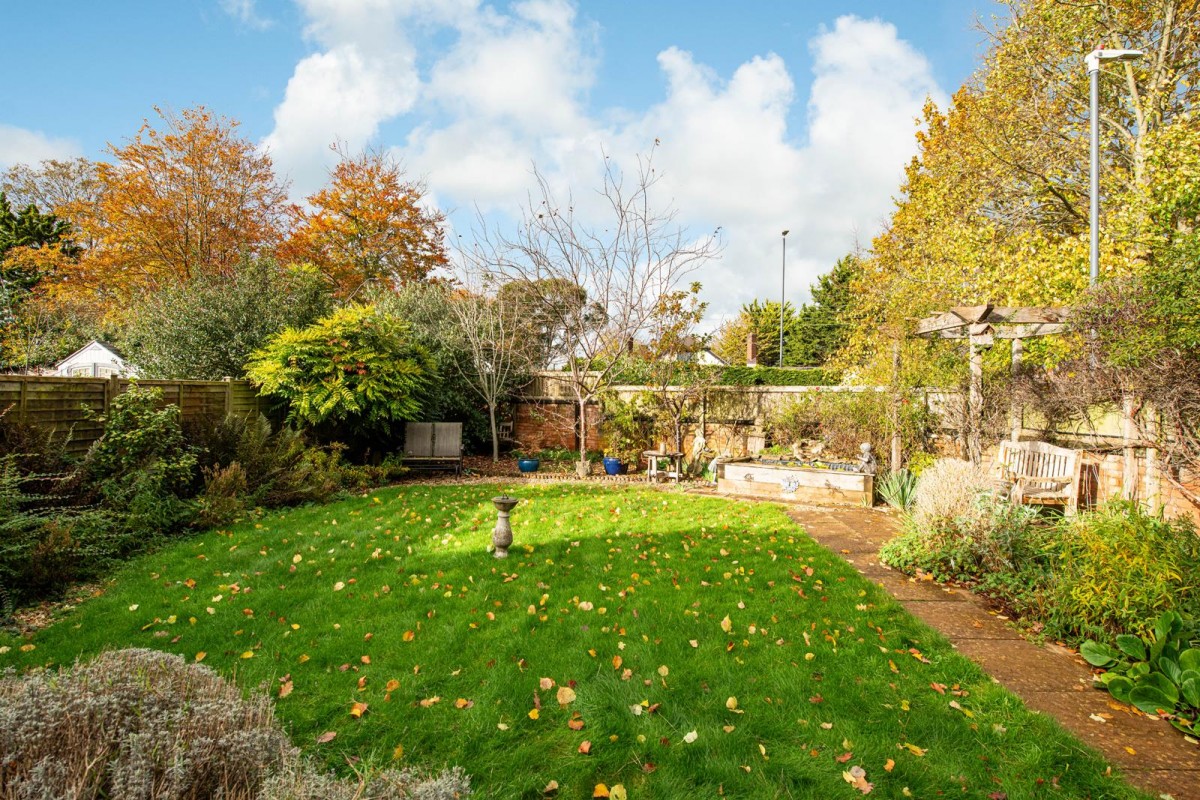Beaufort Place, Frenchay, Bristol, BS16 1PE