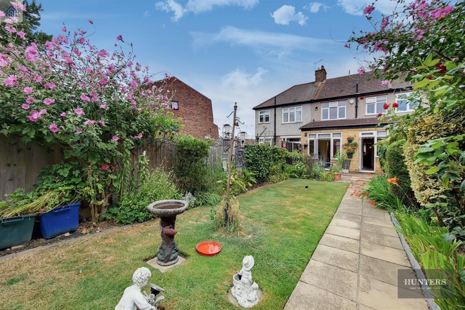 Roxy Avenue, Chadwell Heath, RM6