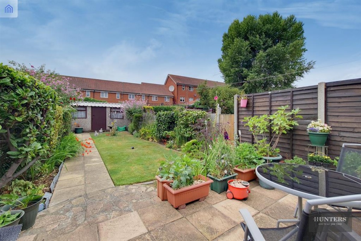 Roxy Avenue, Chadwell Heath, RM6