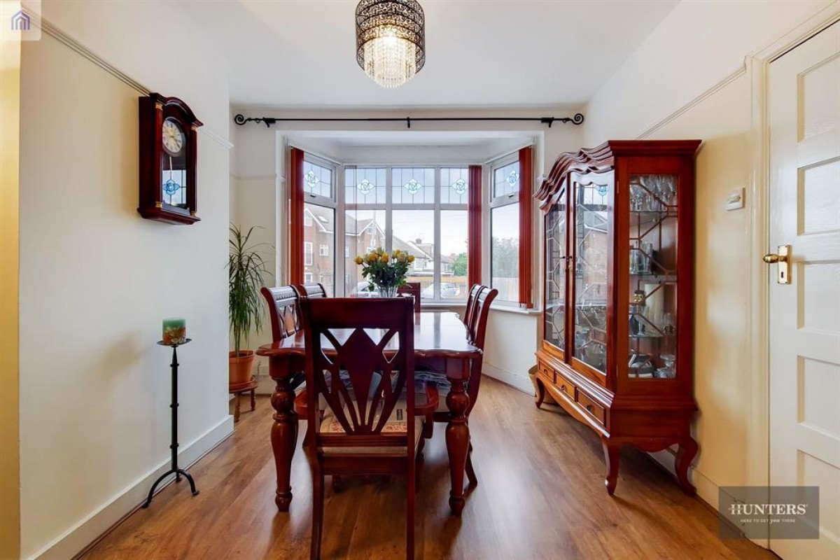 Roxy Avenue, Chadwell Heath, RM6