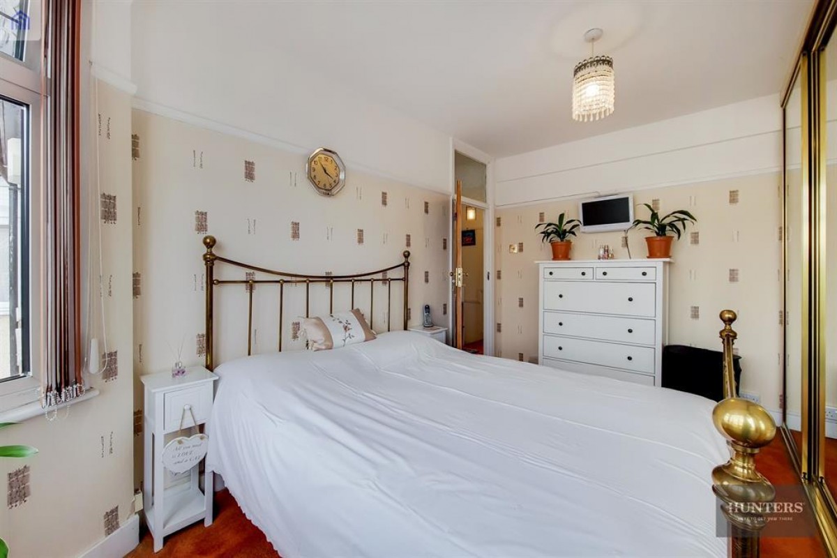Roxy Avenue, Chadwell Heath, RM6