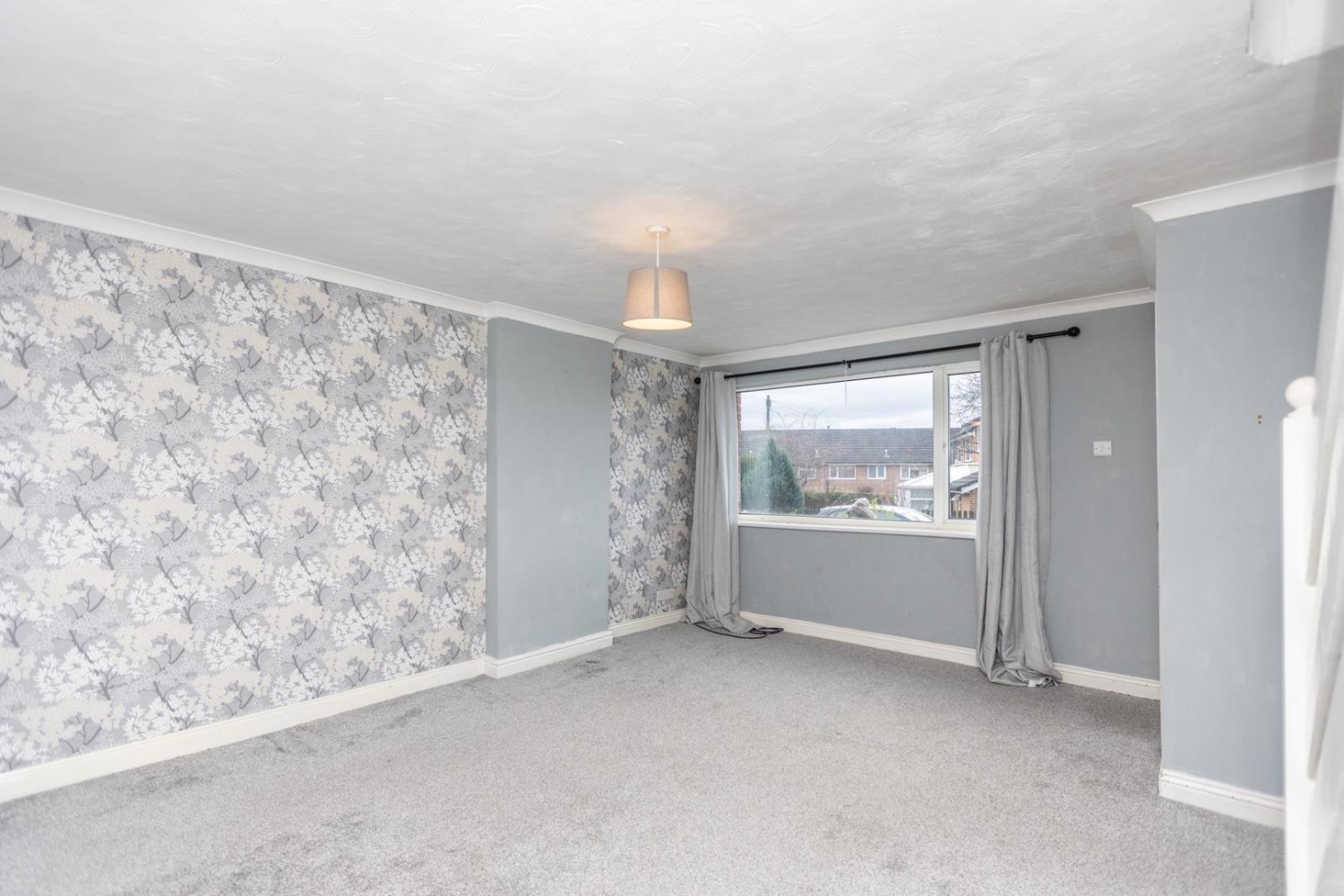 Groves Hall Road, Dewsbury