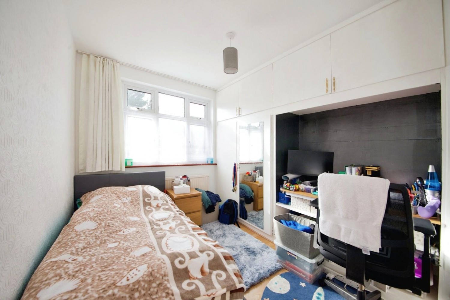 The Fairway, Palmers Green, N13