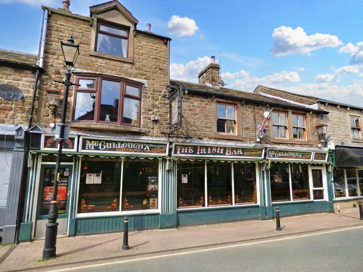 McCullough's Music Tavern & Burnulfsuuic Restaurant. Barnoldswick