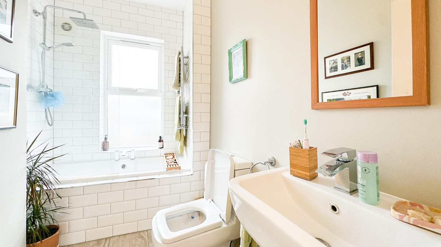 Dean Lane, Southville, Bristol, BS3