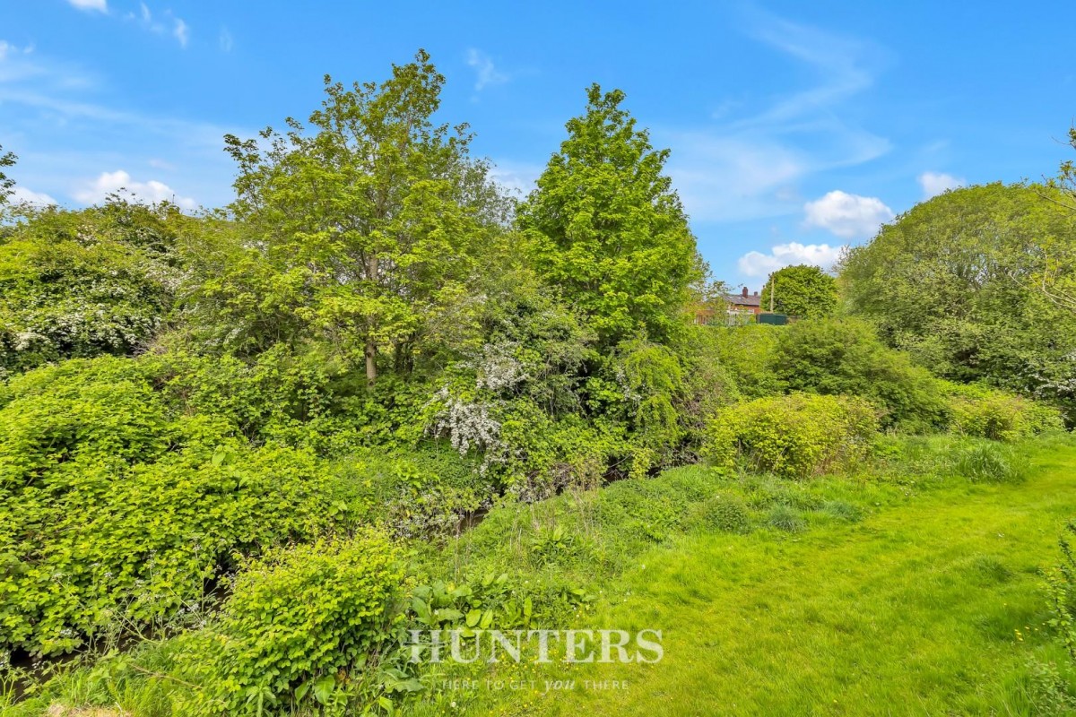 Longmead Way, Middleton M24