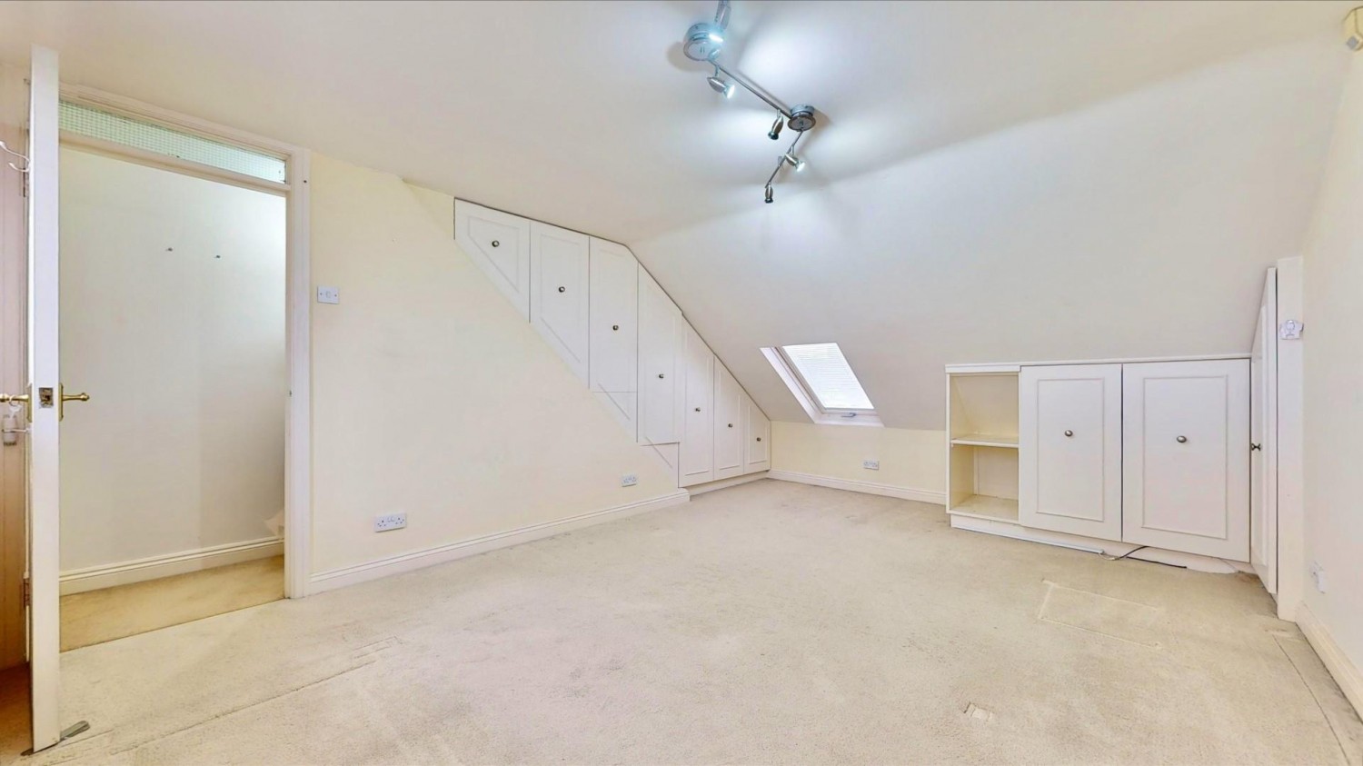 Gresham Drive, Chadwell Heath, RM6
