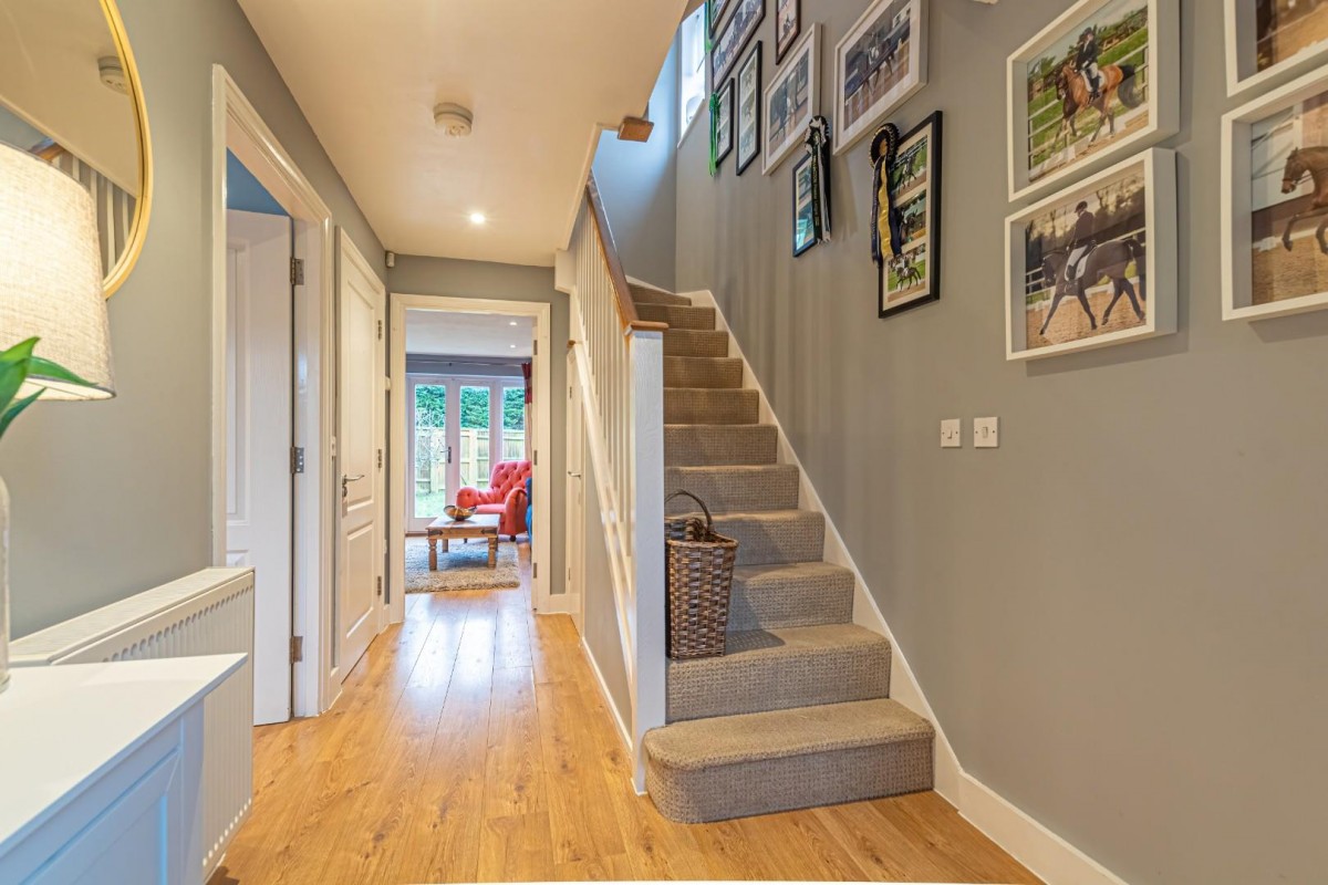 Main Road North, Dagnall, Berkhamsted