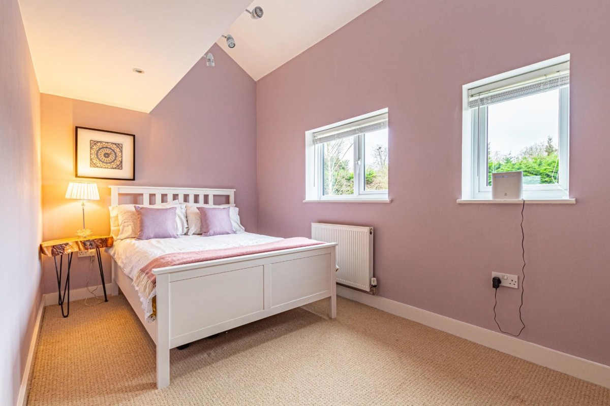 Main Road North, Dagnall, Berkhamsted