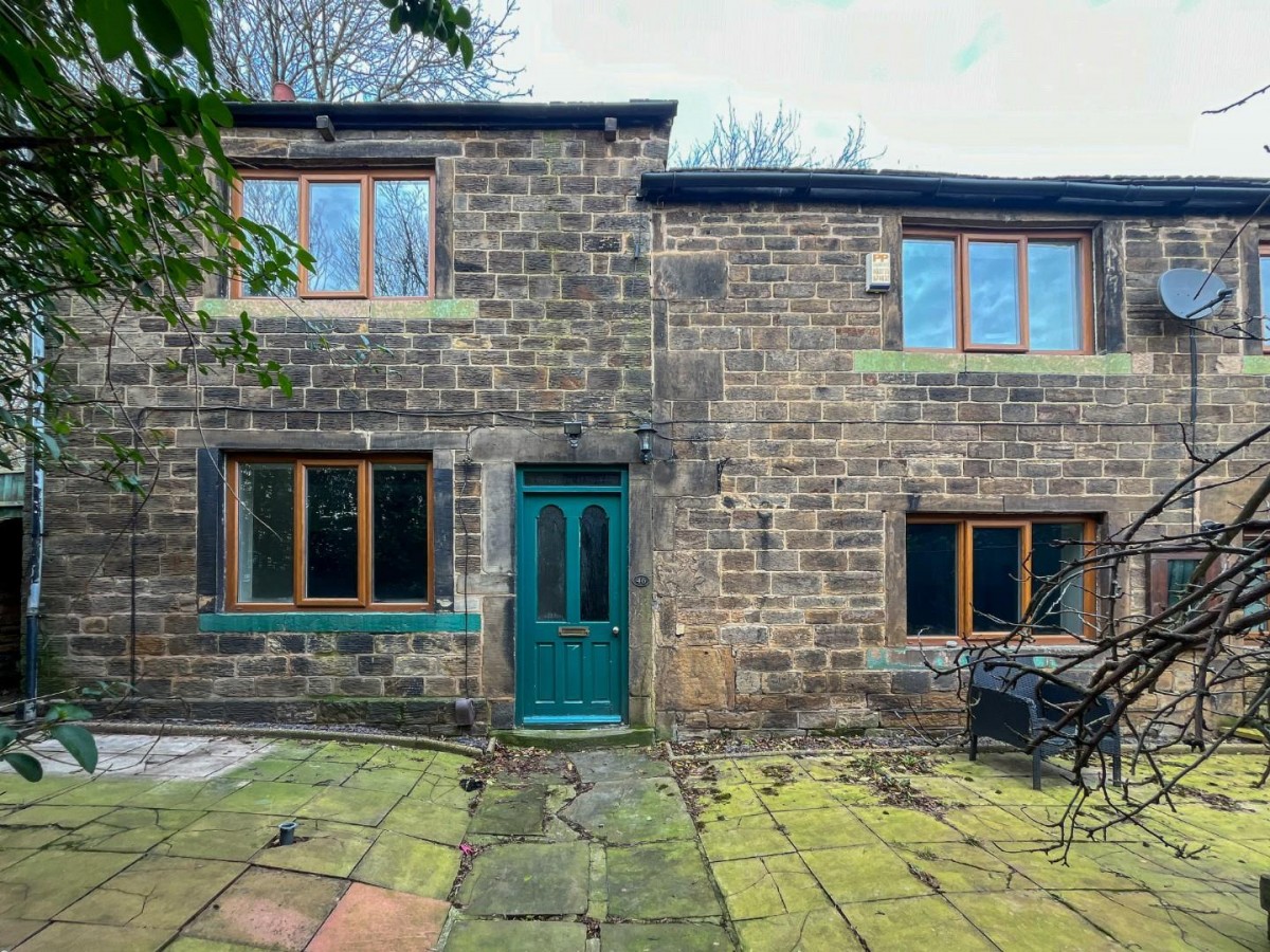 Cemetery Road, Dewsbury