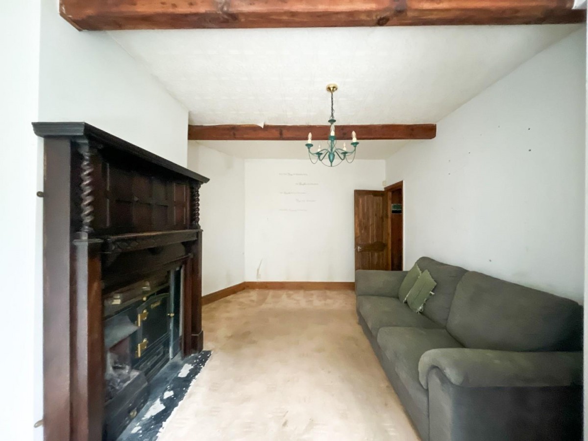 Cemetery Road, Dewsbury