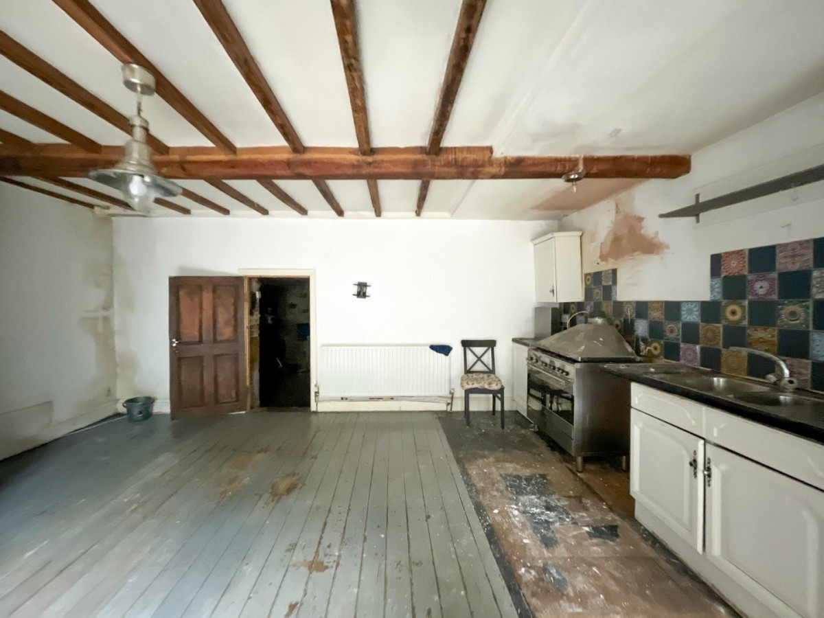 Cemetery Road, Dewsbury