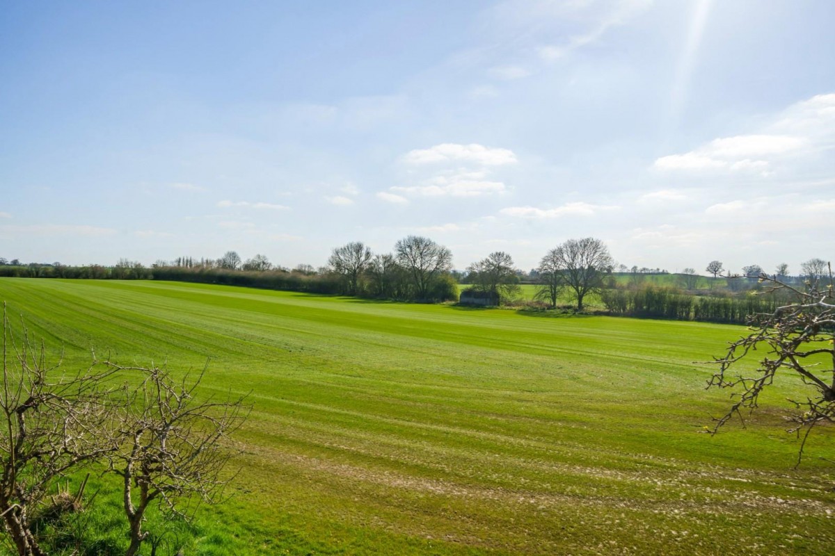 Summerland, Radway Road, Nunnington, Hereford, HR1 3NJ