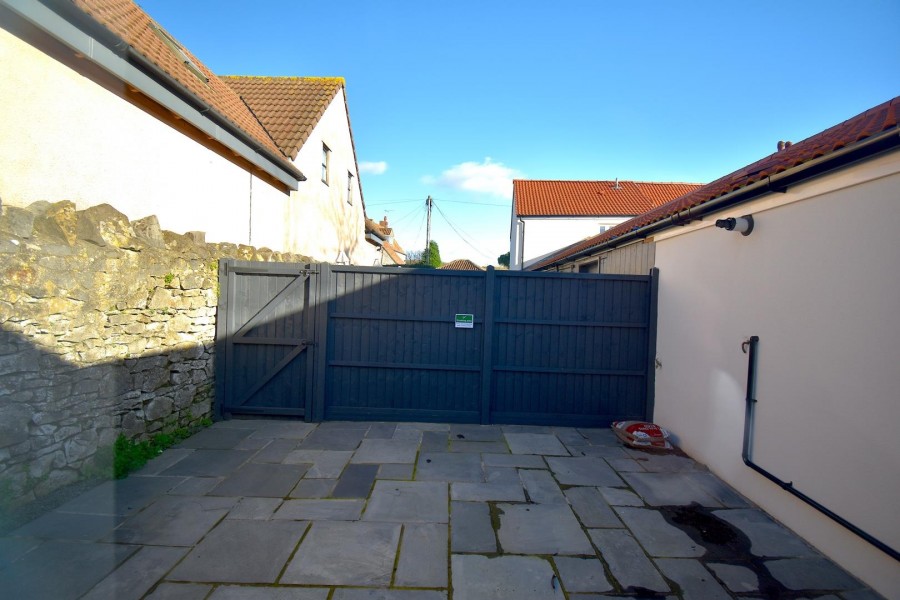 The Street, Olveston, Bristol, BS35 4DR. Hunters Estate Agents