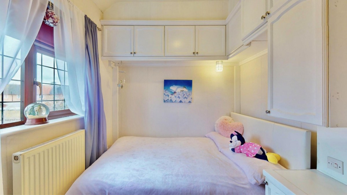 Winterbourne Road, Dagenham, RM8