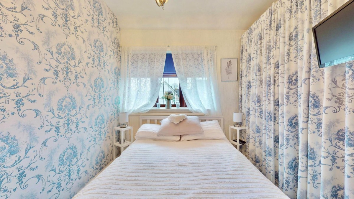 Winterbourne Road, Dagenham, RM8