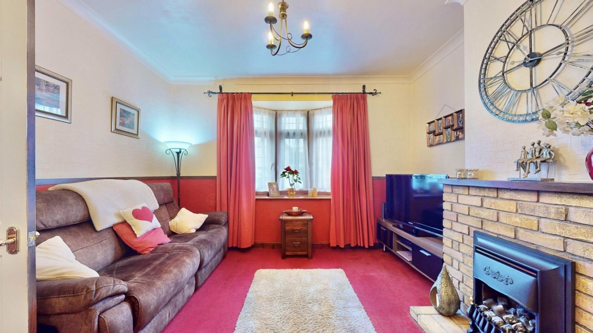 Winterbourne Road, Dagenham, RM8