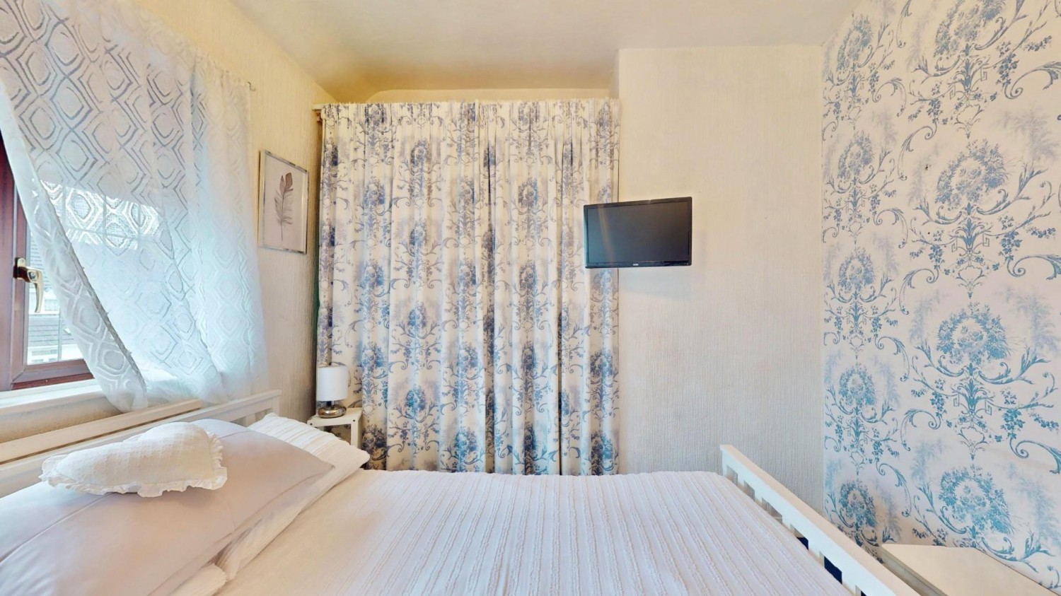 Winterbourne Road, Dagenham, RM8