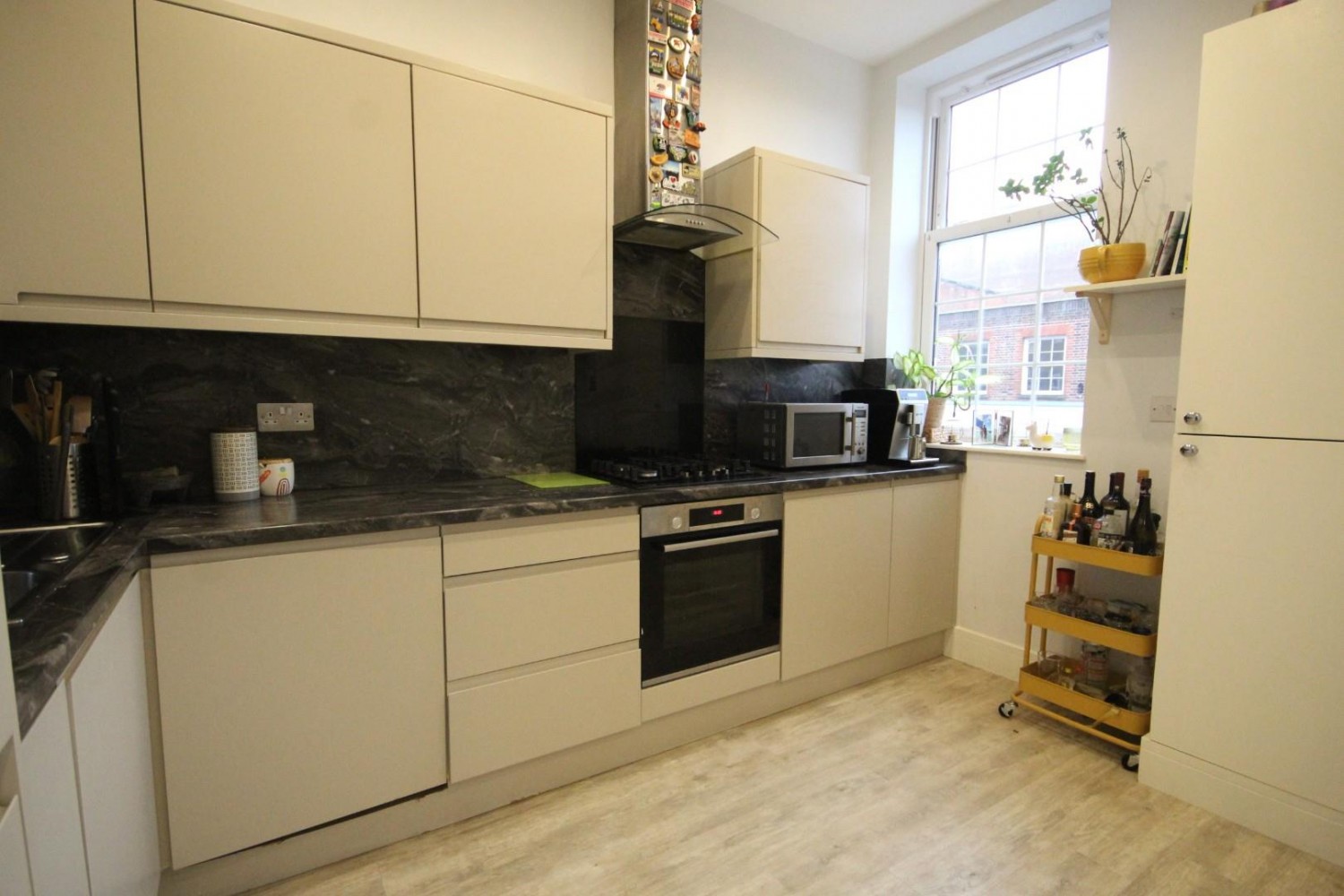 London Road, East Grinstead, RH19