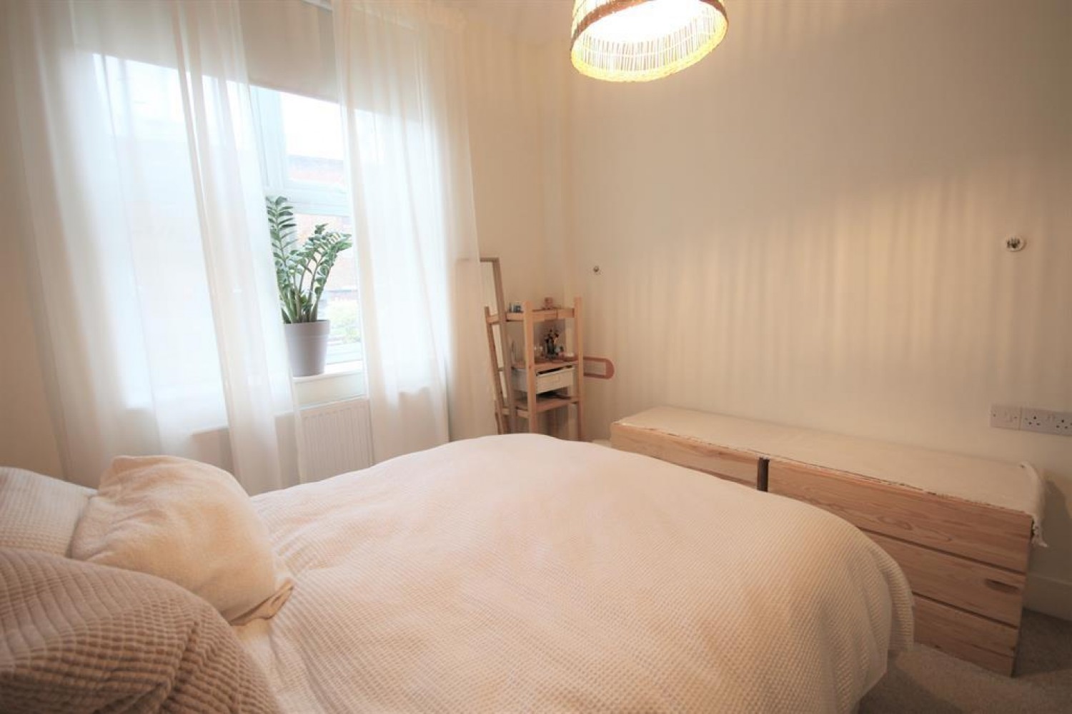 London Road, East Grinstead, RH19