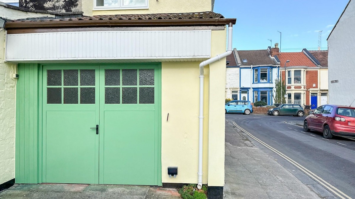 Kingston Road, Southville, Bristol, BS3