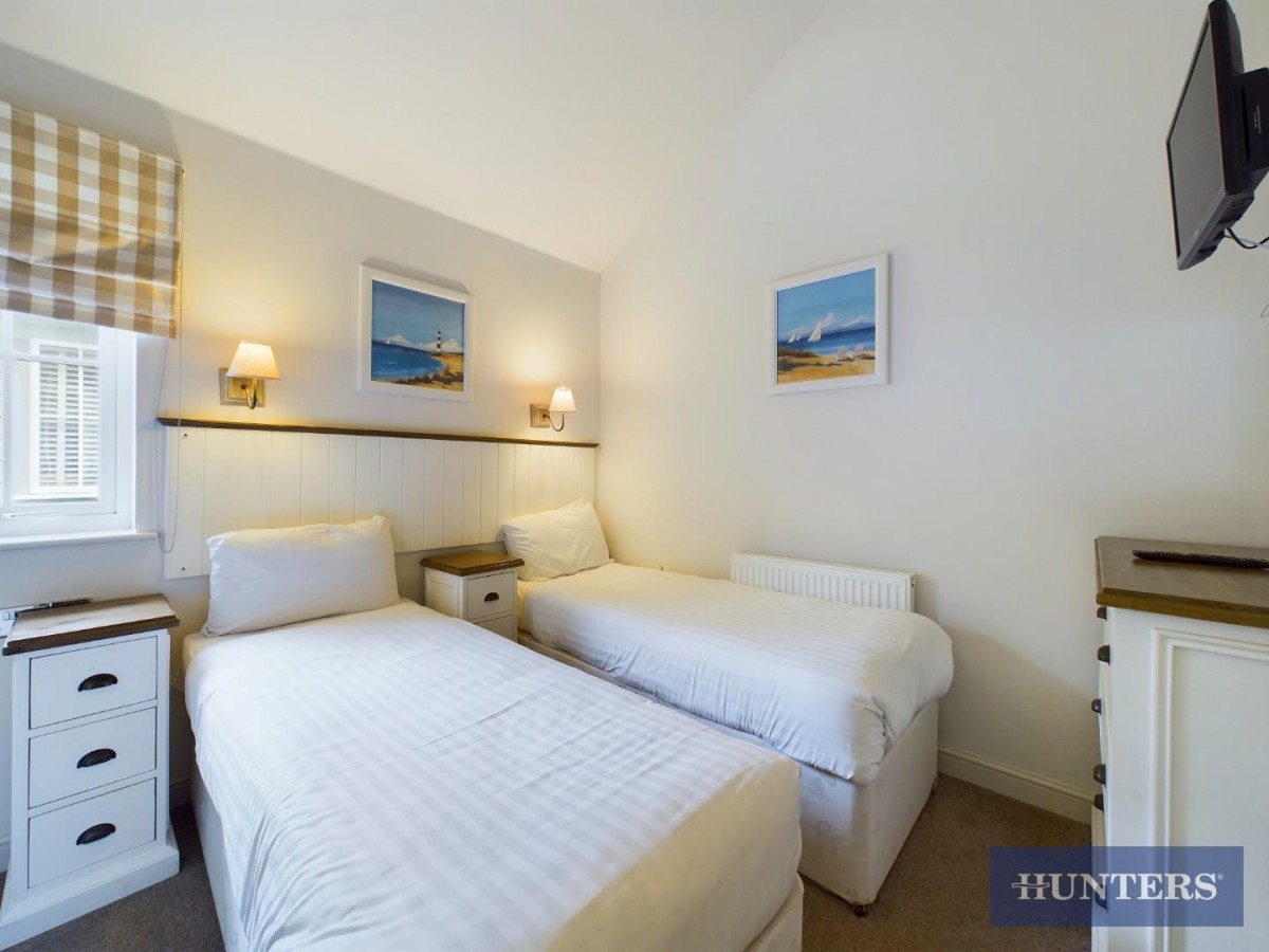 Calvert Croft, Filey