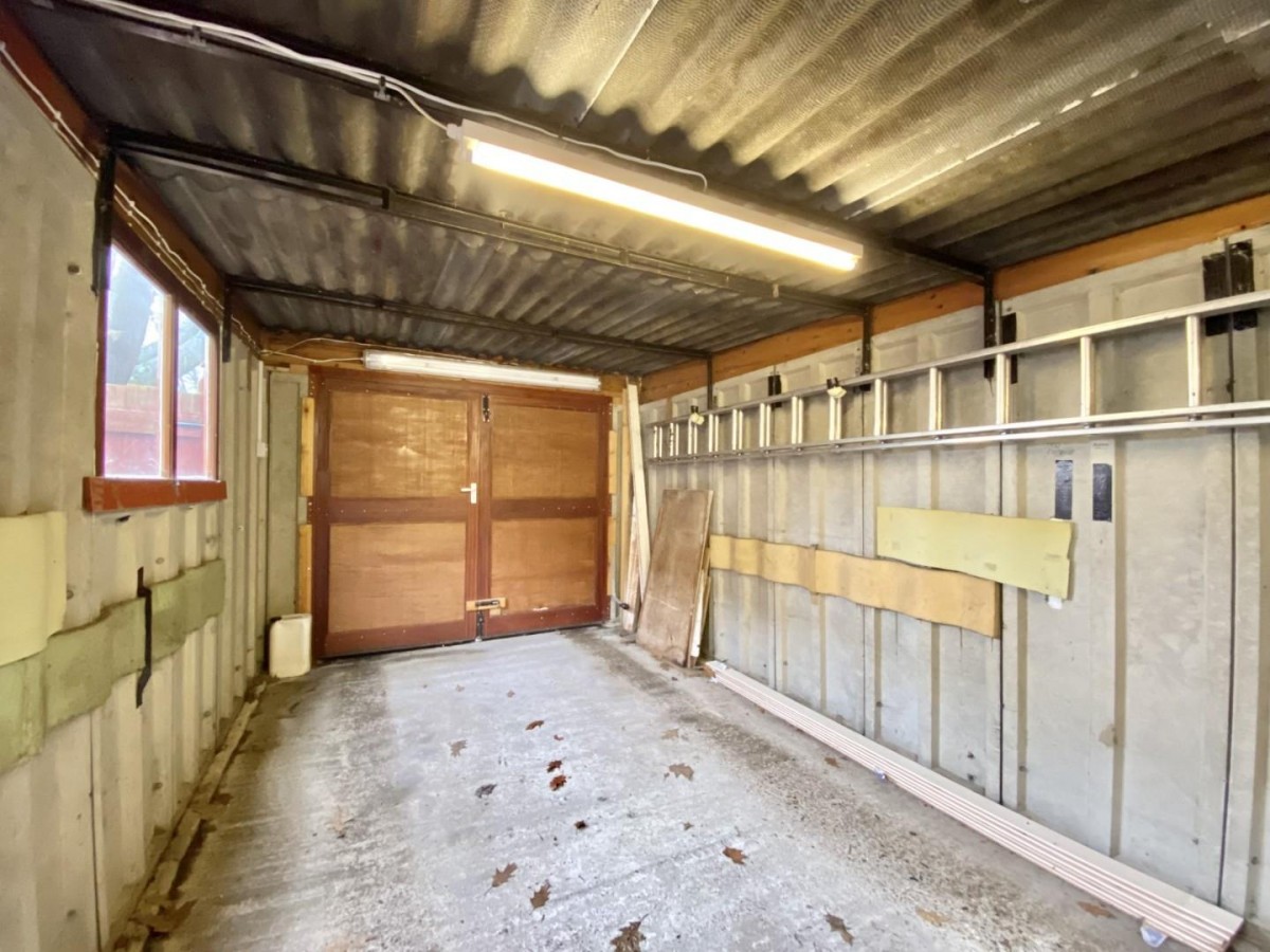Hewens Road, Uxbridge, Middlesex, UB10 0SR