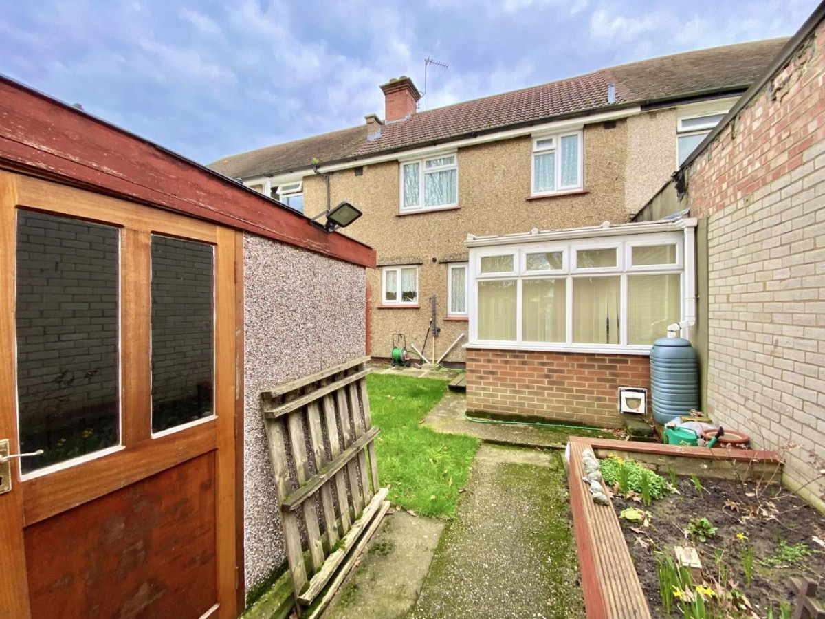 Hewens Road, Uxbridge, Middlesex, UB10 0SR