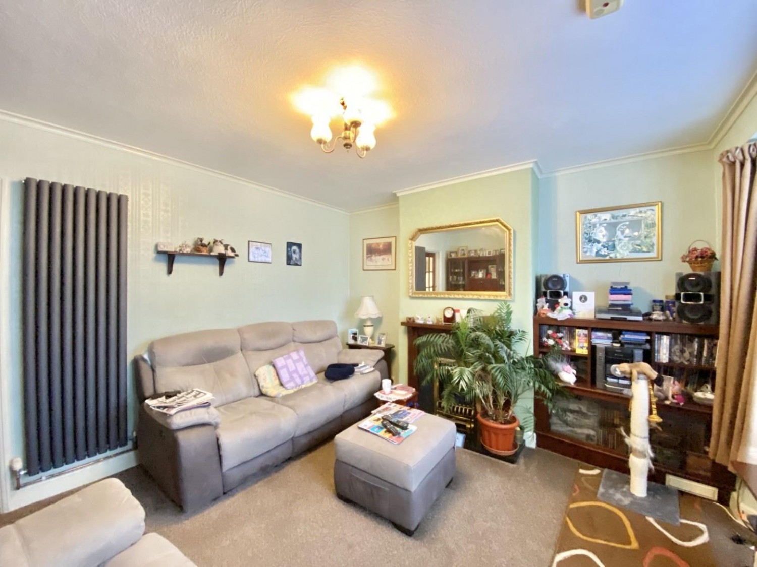 Hewens Road, Uxbridge, Middlesex, UB10 0SR