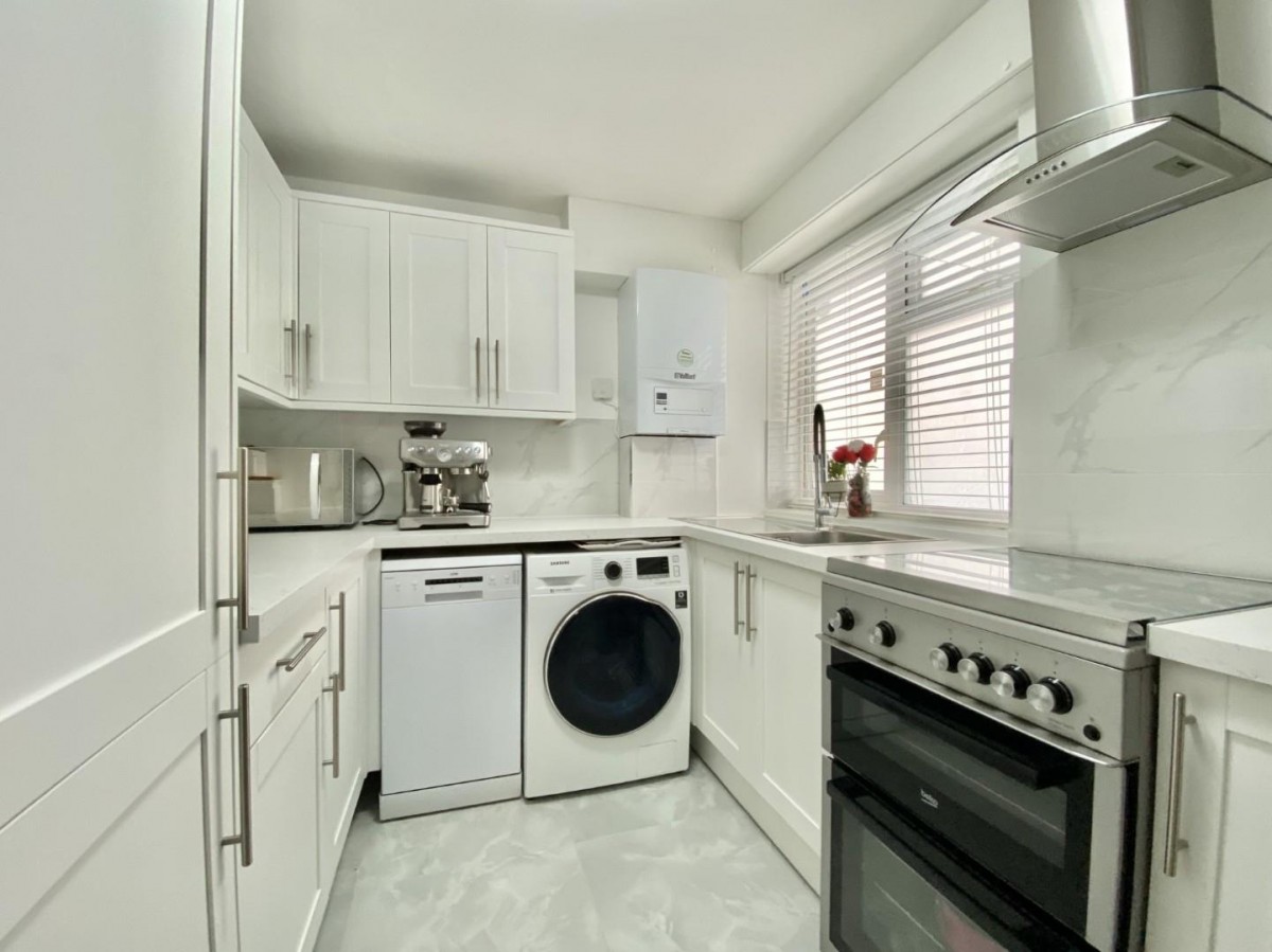 Douglas Crescent, Hayes