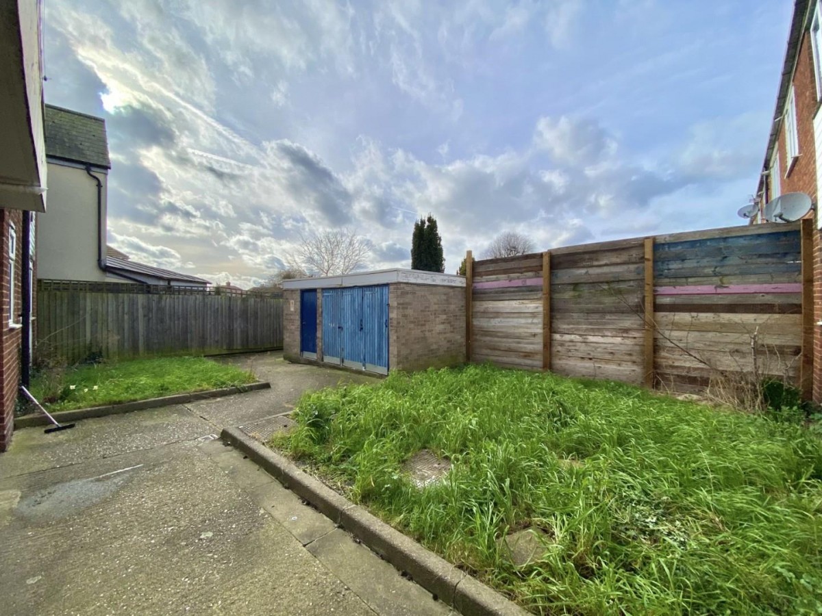 Douglas Crescent, Hayes