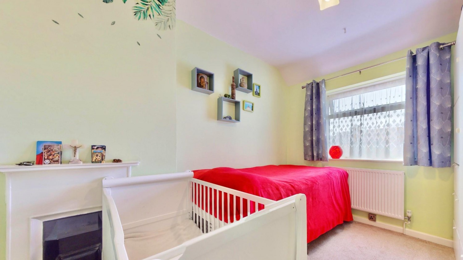 Valence Avenue, Dagenham, RM8