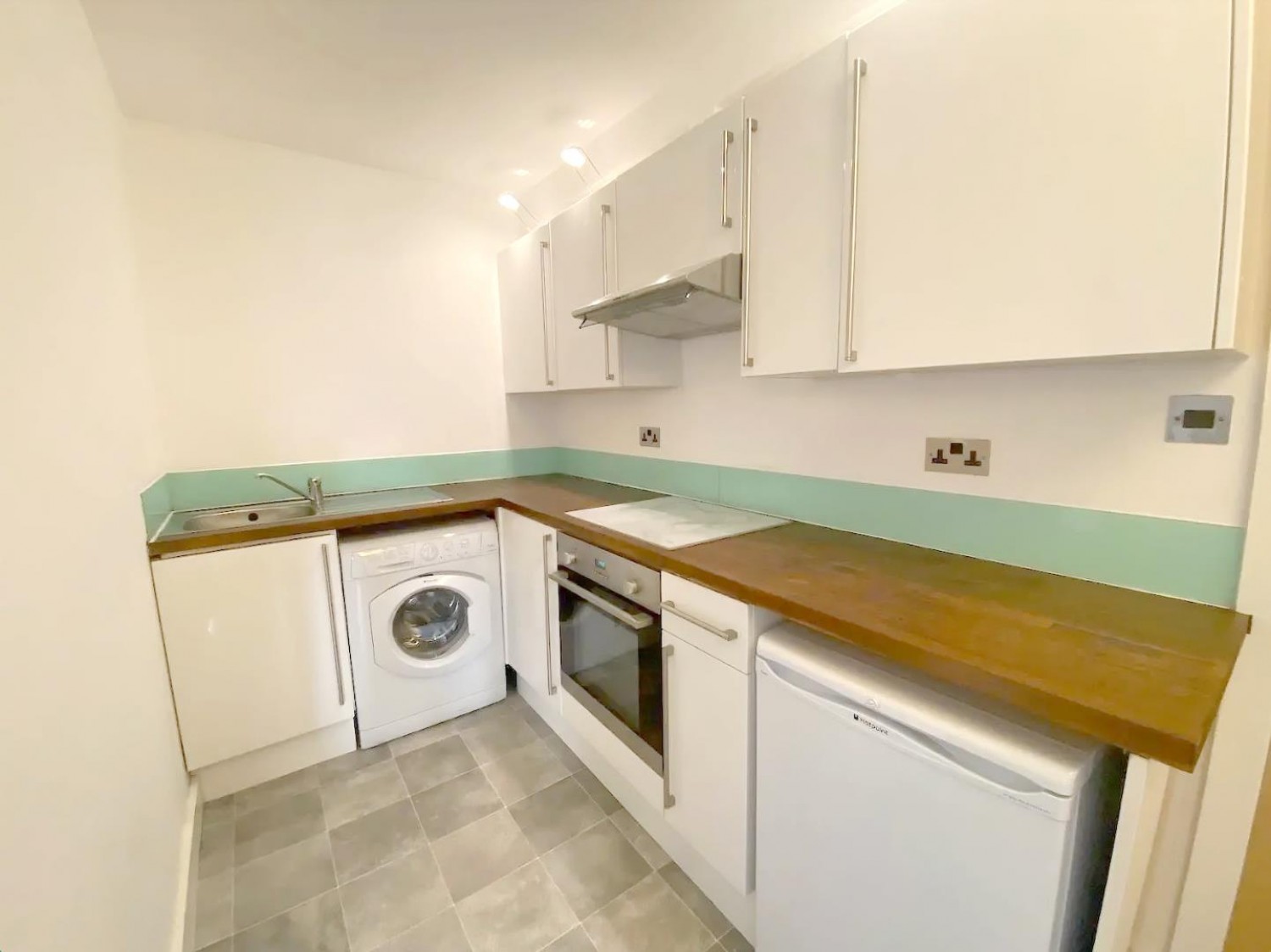 Baines, House, Cheltenham Mount, Harrogate, HG1 2DP
