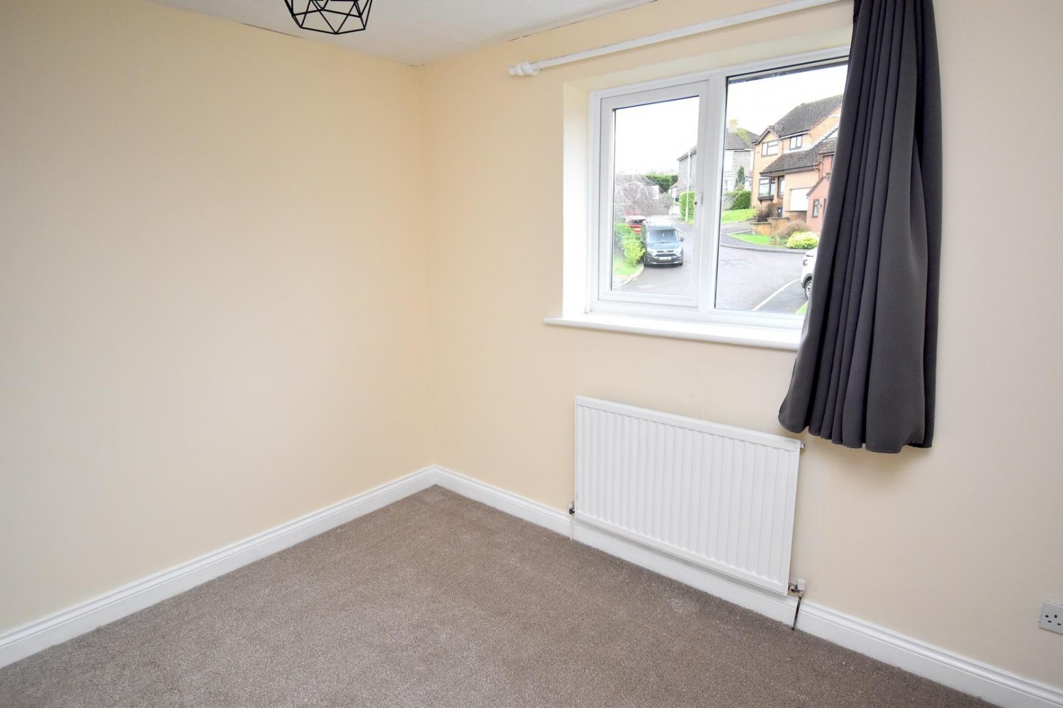 Worthy Close, Kingswood, Bristol, BS15 9GR.